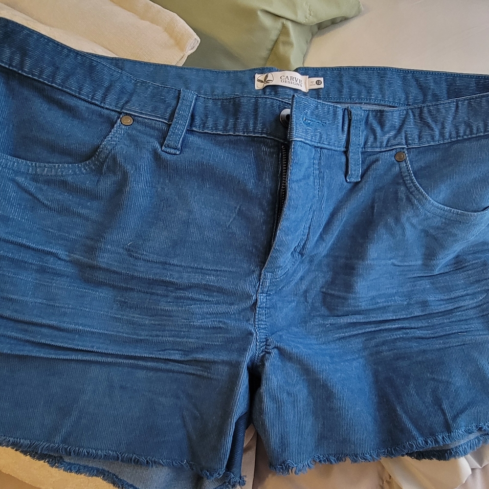 Carve Designs Blue Jean Shorts Mid-Thigh Length